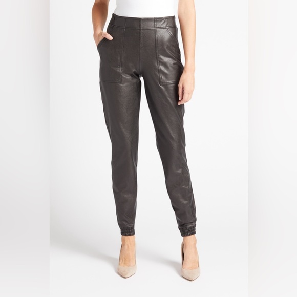 Spanx Faux Leather Like Black Women’s Jogger Size XS NWT